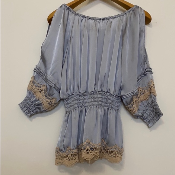 STUDIO Y SIZE M SATIN EMBROIDERED SLEEVES - Picture 8 of 9